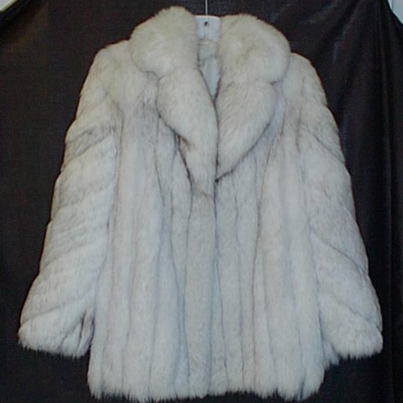 NATURAL SILVER BLUE FOX FUR JACKET     Wonderful Coat !! - Picture 1 of 8